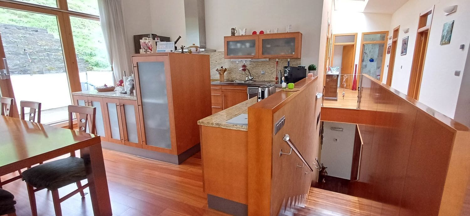 4 soveværelse Byhus til salg i San Martin del Rey Aurelio med garage - € 325.000 (Ref: 9129418)