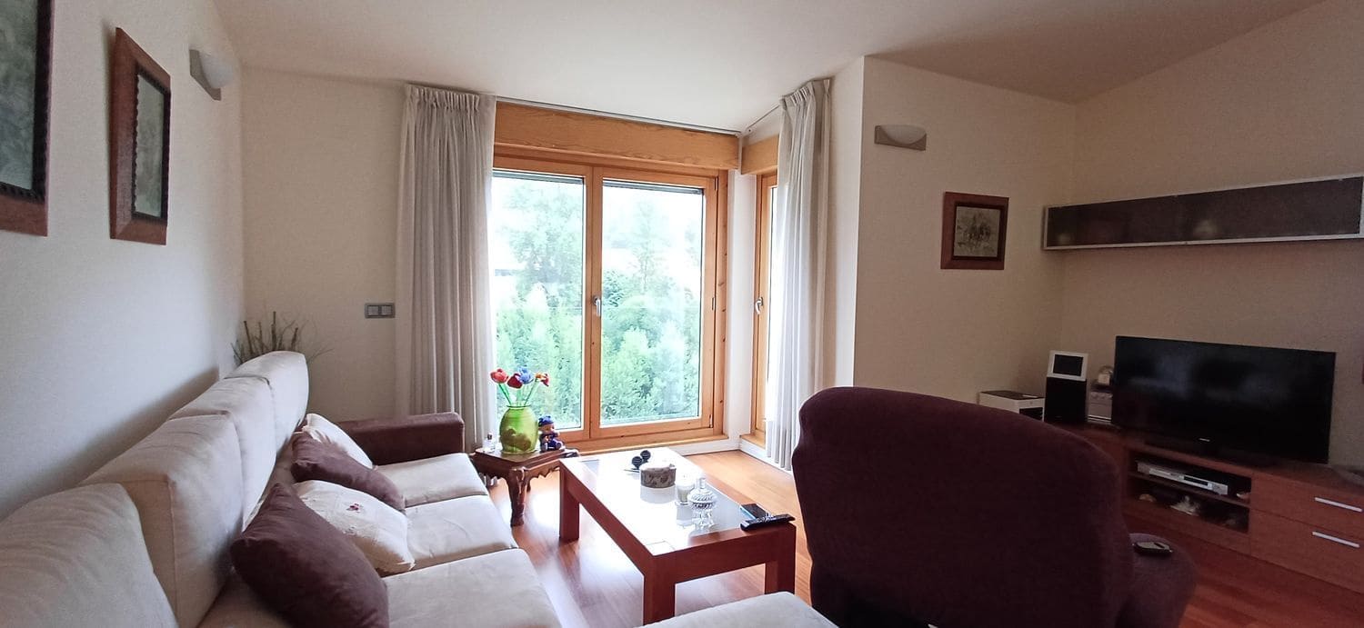 4 soveværelse Byhus til salg i San Martin del Rey Aurelio med garage - € 325.000 (Ref: 9129418)