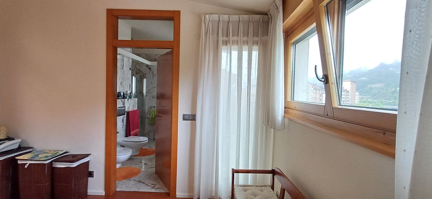 4 soveværelse Byhus til salg i San Martin del Rey Aurelio med garage - € 325.000 (Ref: 9129418)