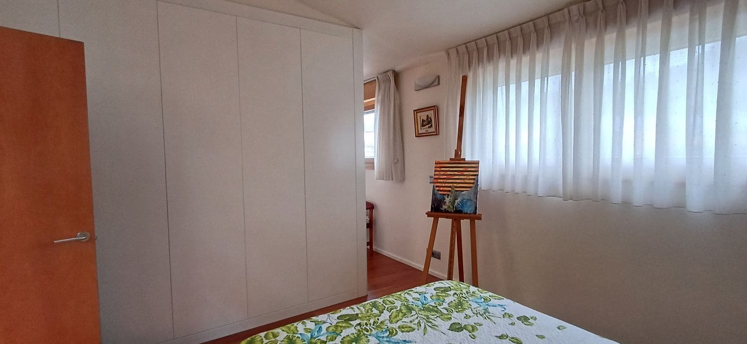 4 soveværelse Byhus til salg i San Martin del Rey Aurelio med garage - € 325.000 (Ref: 9129418)