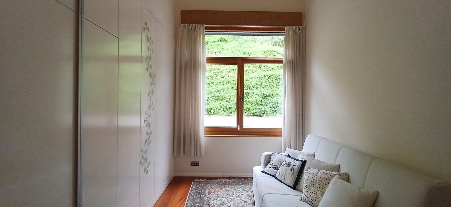 4 soveværelse Byhus til salg i San Martin del Rey Aurelio med garage - € 325.000 (Ref: 9129418)