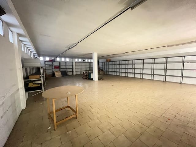 Local Commercial à louer à Avilés - 1 300 € (Ref: 9129420)