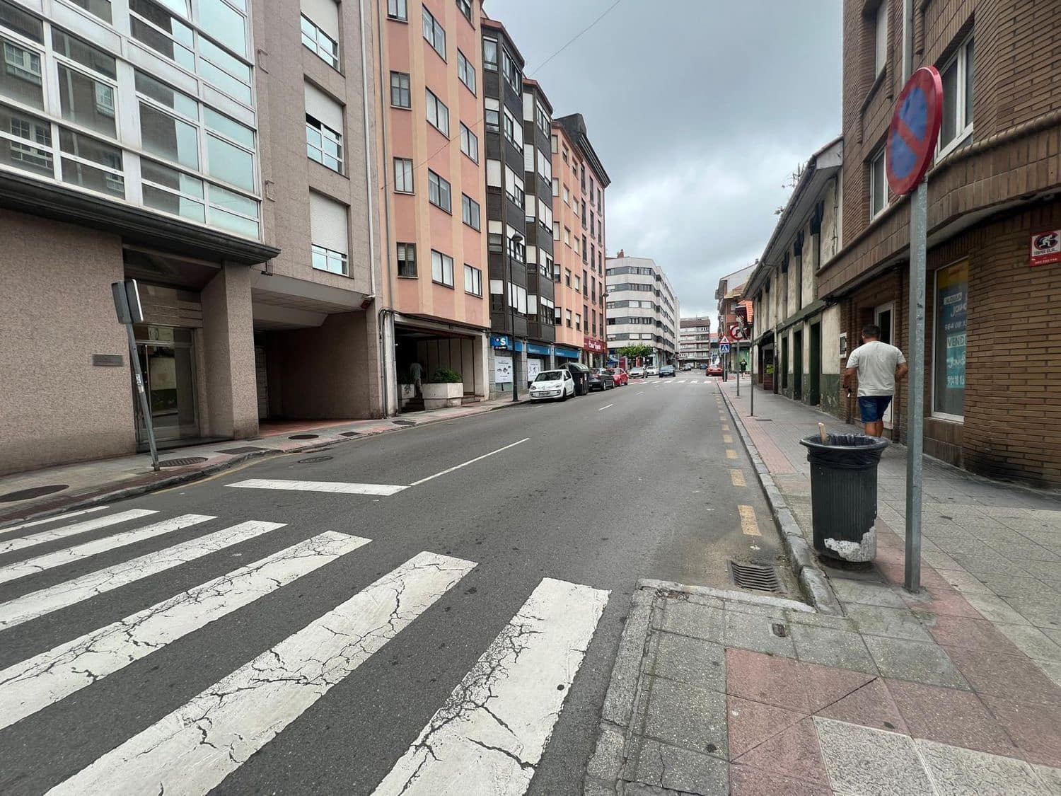 Kommersiell til salgs i Castrillon - € 180 000 (Ref: 9129423)