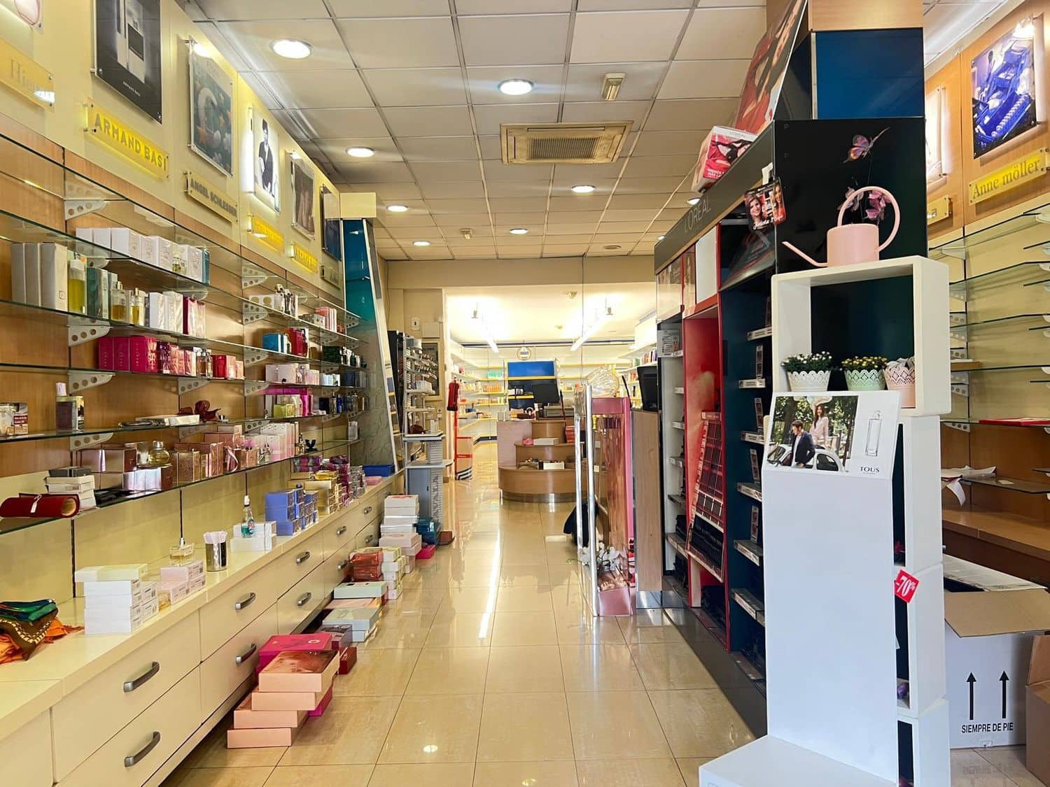 Kommersiell til salgs i Castrillon - € 180 000 (Ref: 9129423)