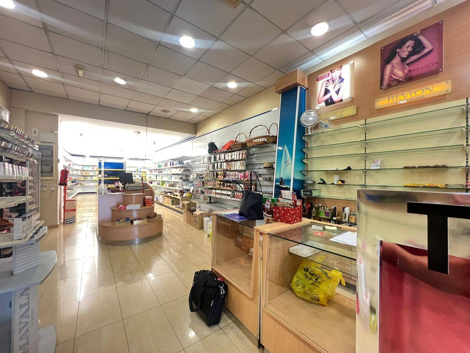 Kommersiell til salgs i Castrillon - € 180 000 (Ref: 9129423)