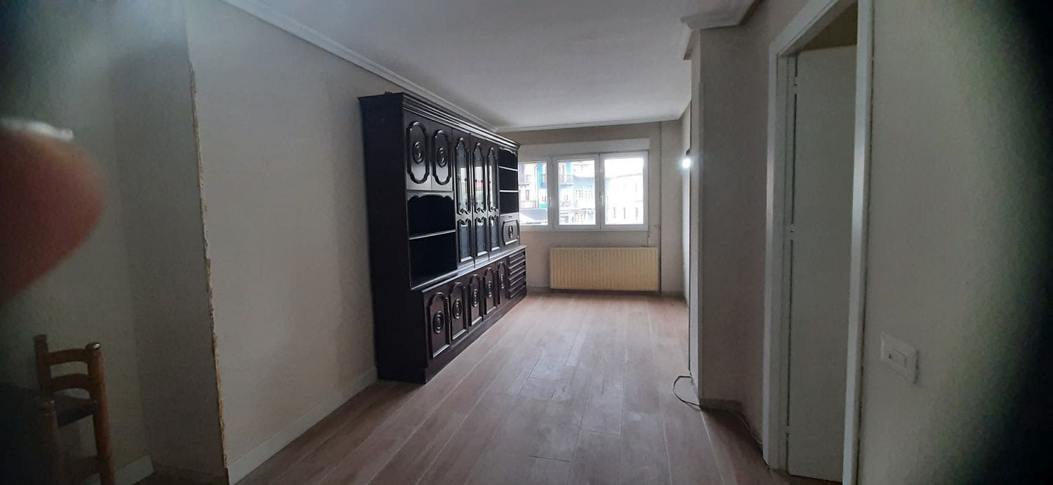 4 soveværelse Lejlighed til salg i Siero med garage - € 145.000 (Ref: 9129424)