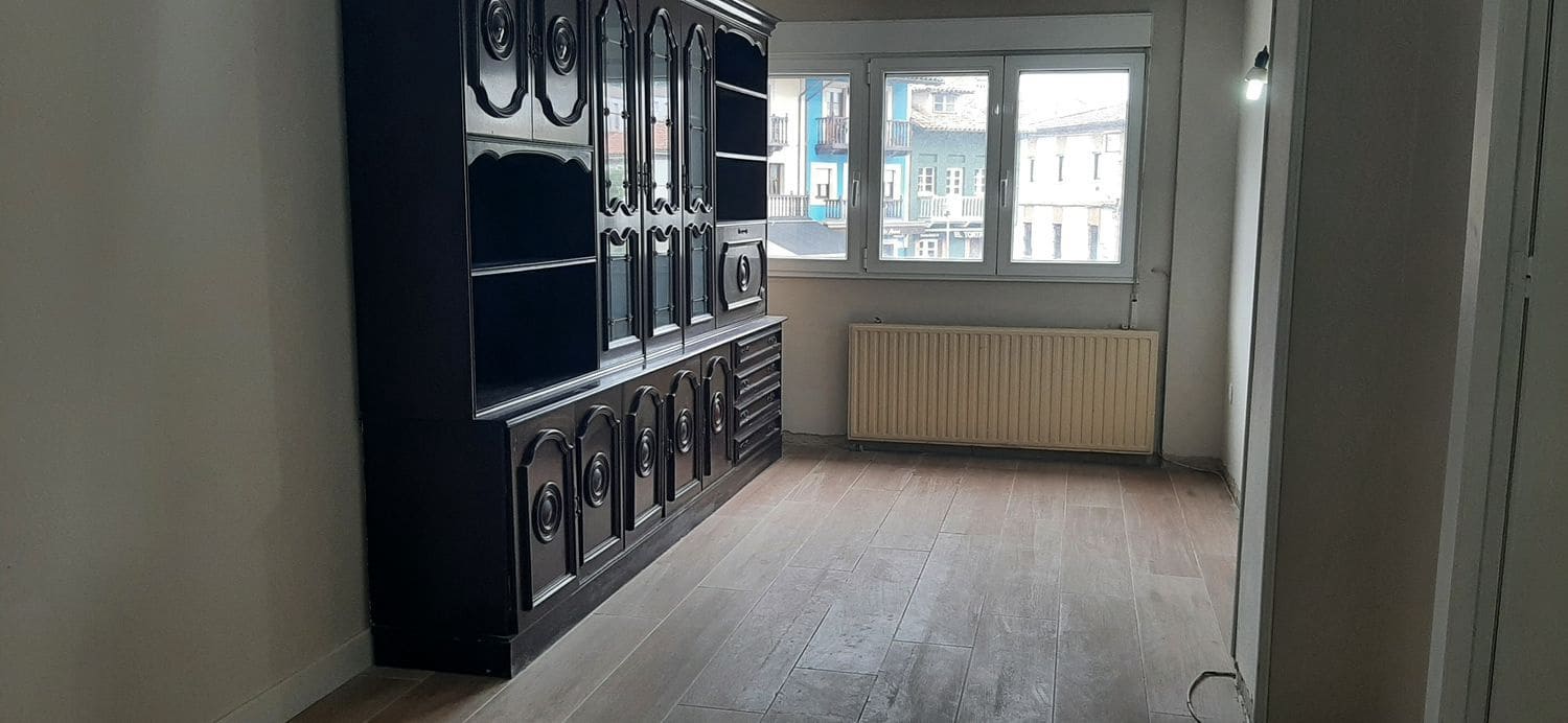 4 soveværelse Lejlighed til salg i Siero med garage - € 145.000 (Ref: 9129424)