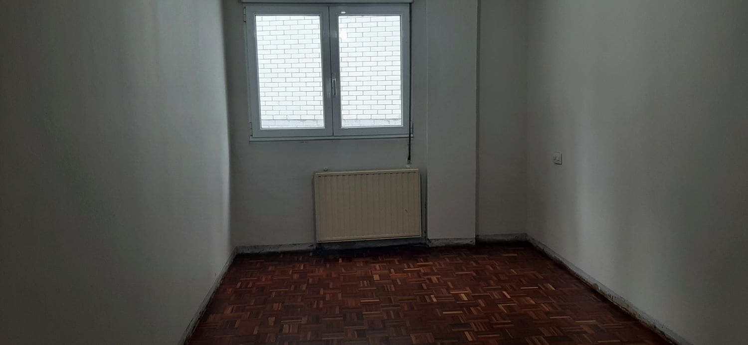 4 soveværelse Lejlighed til salg i Siero med garage - € 145.000 (Ref: 9129424)