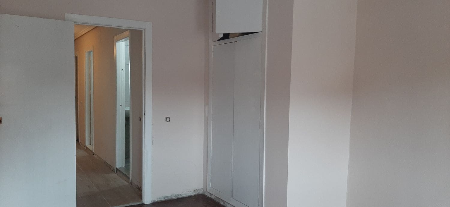 4 soveværelse Lejlighed til salg i Siero med garage - € 145.000 (Ref: 9129424)