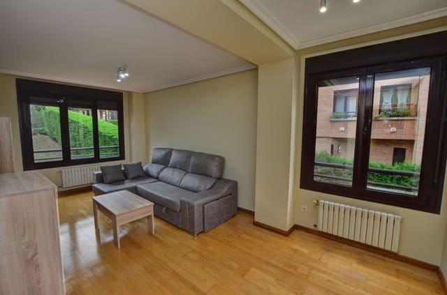 2 soverom Leilighet til salgs i Centro Urbano, Gijón med garasje - € 280 000 (Ref: 9129425)