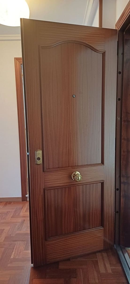 2 soverom Leilighet til salgs i Gijon med garasje - € 250 000 (Ref: 9136911)