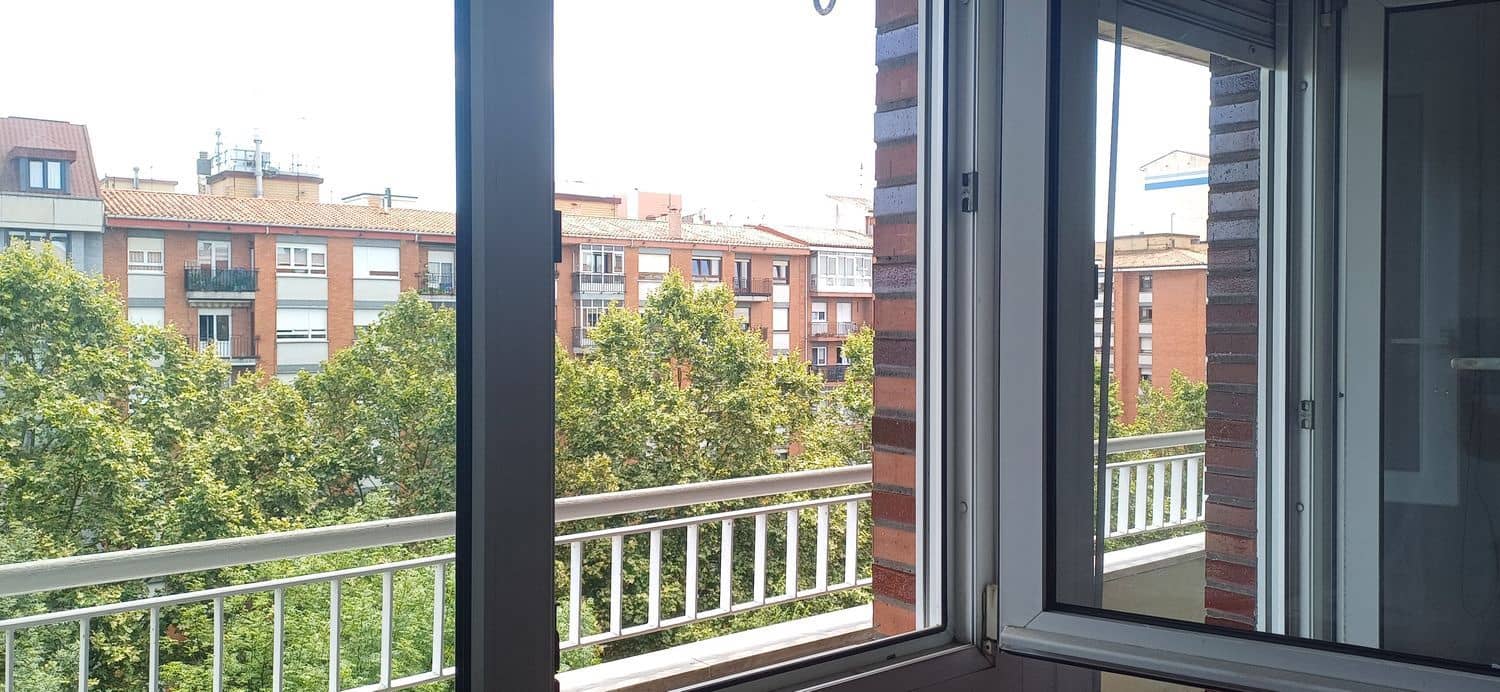 2 soverom Leilighet til salgs i Gijon med garasje - € 250 000 (Ref: 9136911)