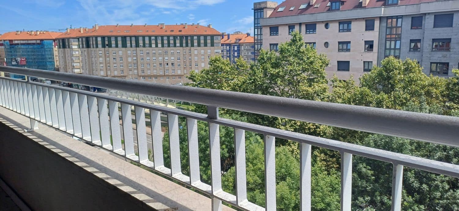 2 soverom Leilighet til salgs i Gijon med garasje - € 250 000 (Ref: 9136911)