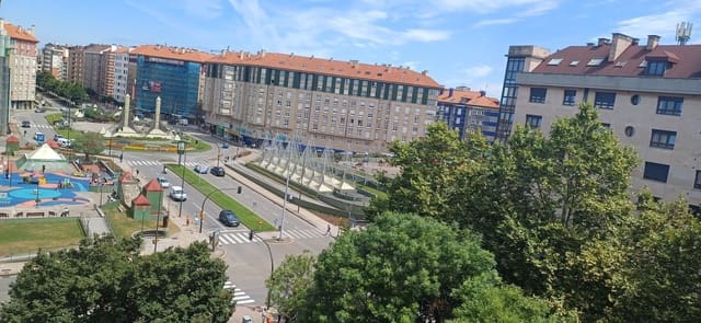 2 soveværelse Lejlighed til salg i Centro Urbano, Gijón - € 275.000 (Ref: 9136911)