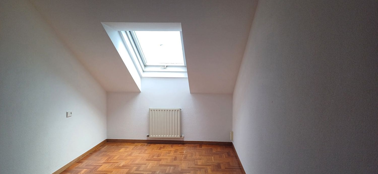 2 soverom Leilighet til salgs i Gijon med garasje - € 250 000 (Ref: 9136911)