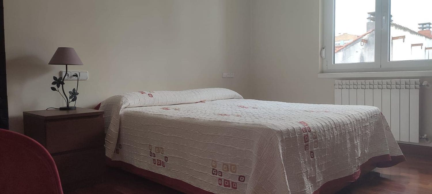 2 sovrum Lägenhet att hyra i Gijon med garage - 750 € (Ref: 9136912)