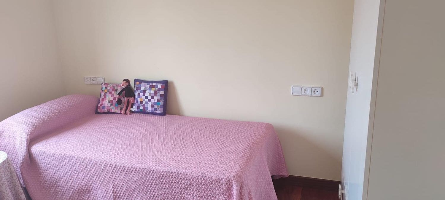 2 sovrum Lägenhet att hyra i Gijon med garage - 750 € (Ref: 9136912)