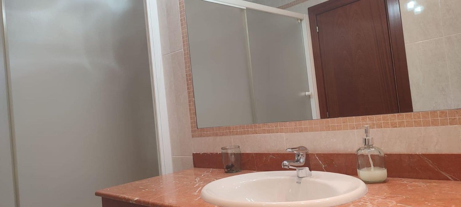 2 sovrum Lägenhet att hyra i Gijon med garage - 750 € (Ref: 9136912)