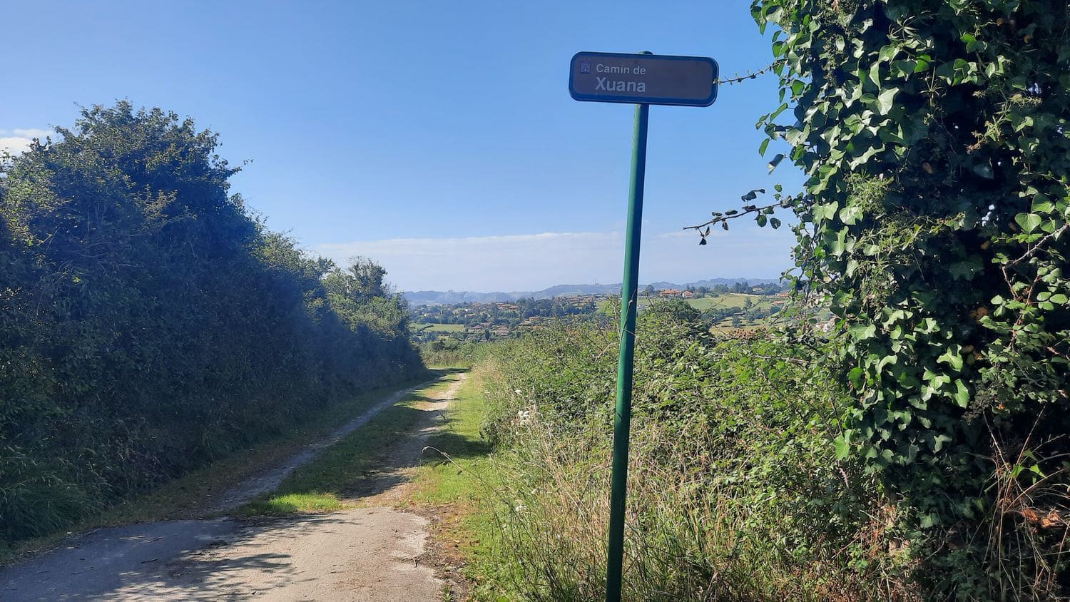 Ubebygd land til salgs i Gijon - € 25 000 (Ref: 9136913)