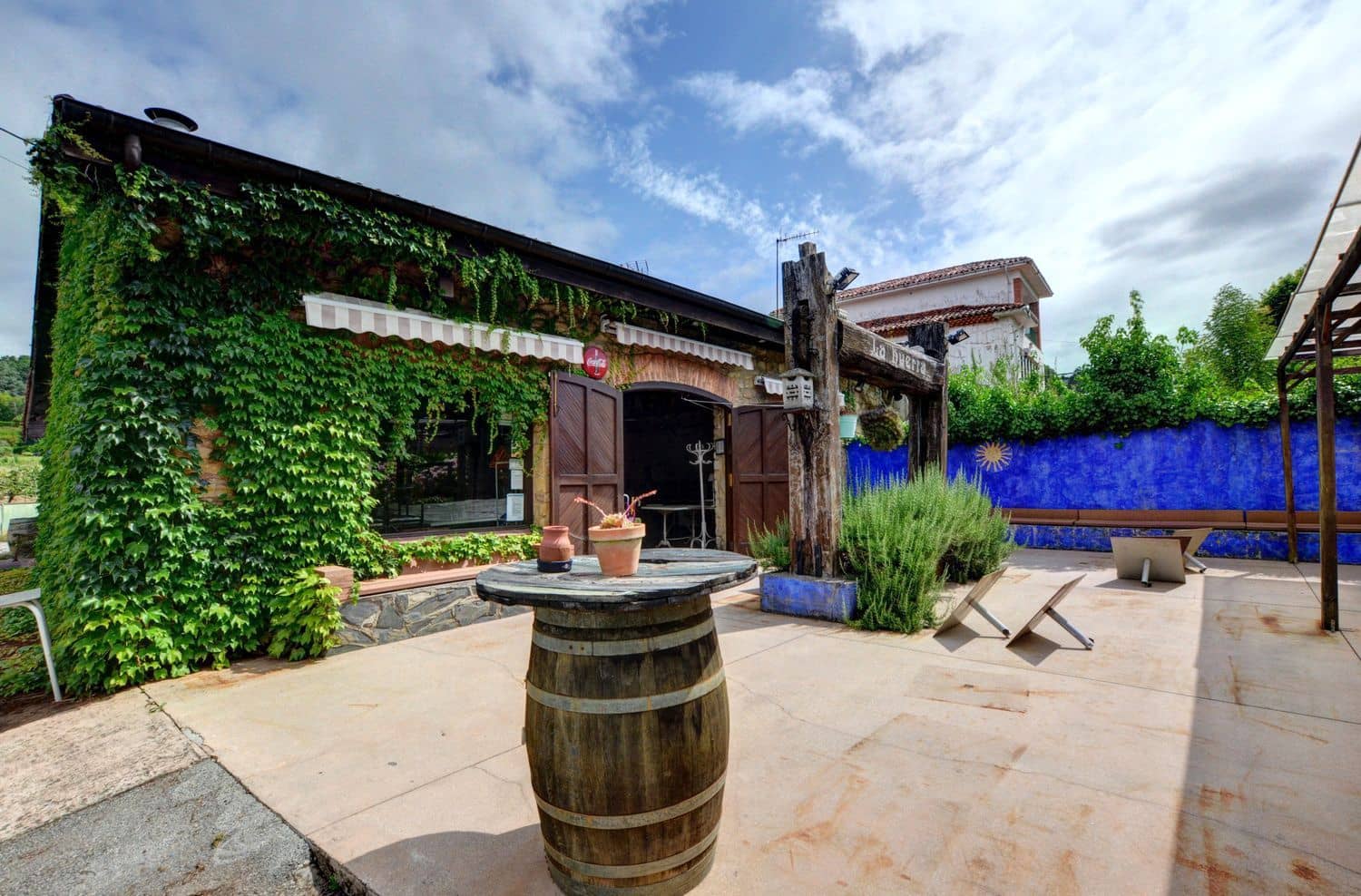 Restaurant/Bar til salgs i Gijon - € 800 000 (Ref: 9141164)