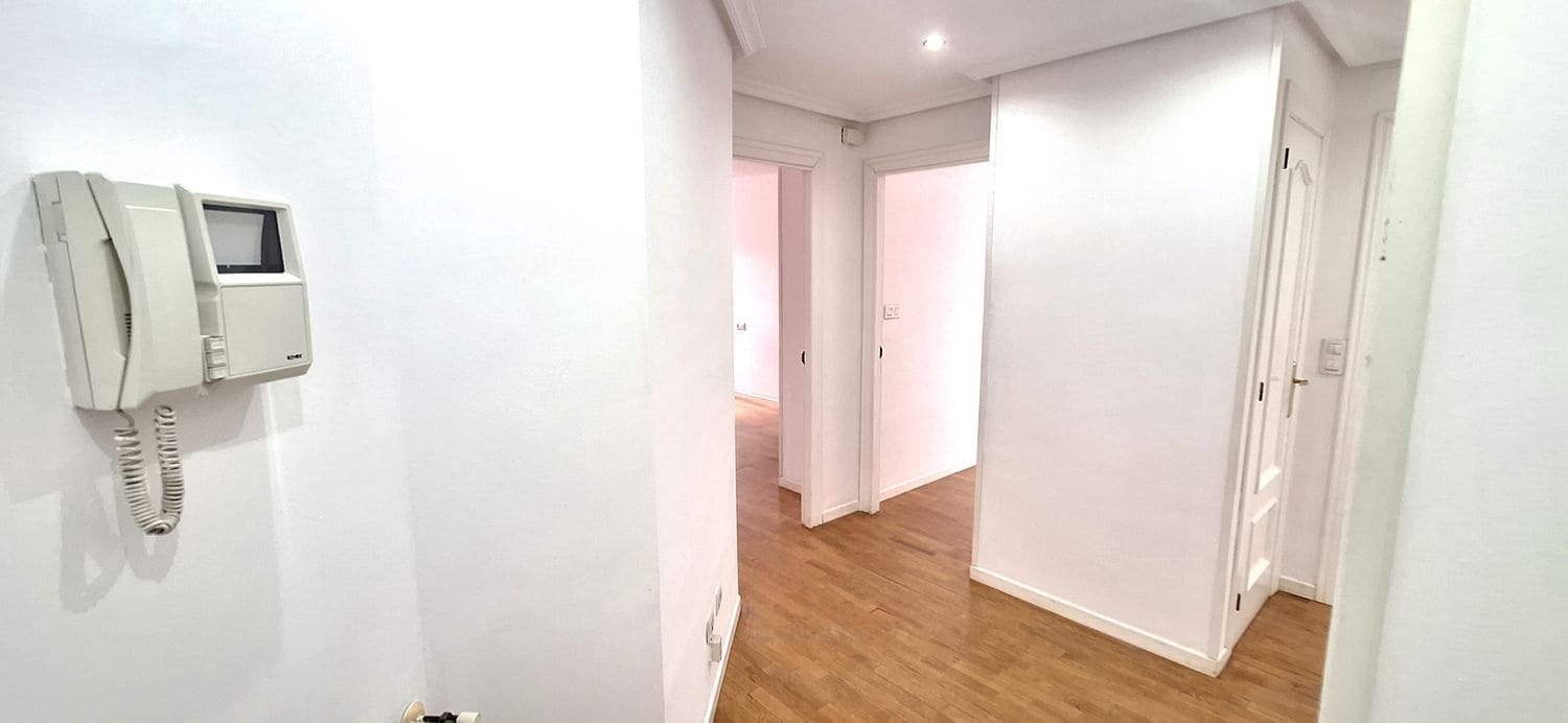 3 soveværelse Lejlighed til salg i Gijon med garage - € 248.000 (Ref: 9142528)