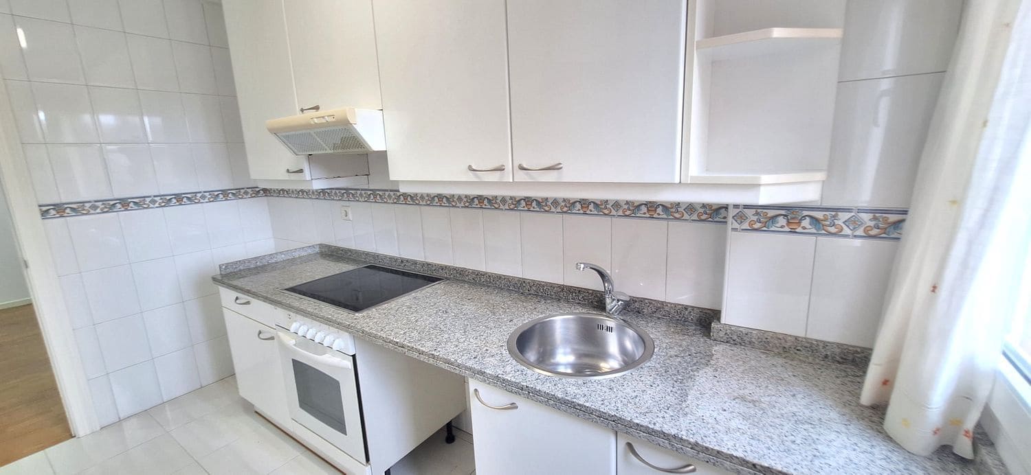 3 soveværelse Lejlighed til salg i Gijon med garage - € 248.000 (Ref: 9142528)