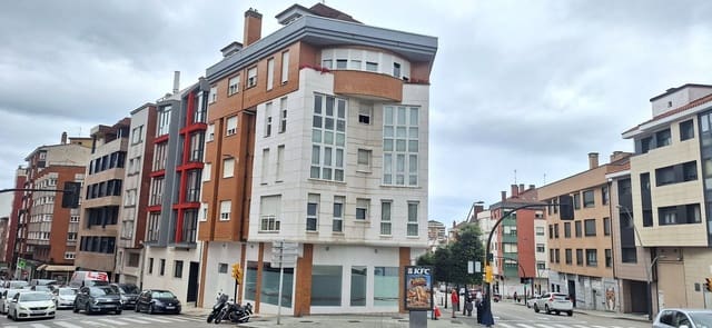 3 soveværelse Lejlighed til salg i Centro Urbano, Gijón - € 255.000 (Ref: 9142528)
