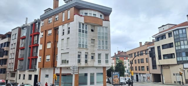 3 soveværelse Lejlighed til salg i Centro Urbano, Gijón - € 255.000 (Ref: 9142528)