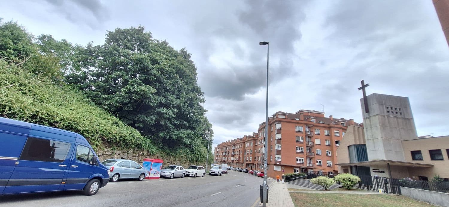 3 soveværelse Lejlighed til salg i Gijon med garage - € 248.000 (Ref: 9142528)