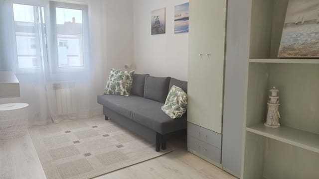 2 soveværelse Lejlighed til salg i Centro Urbano, Gijón med garage - € 235.000 (Ref: 9142529)