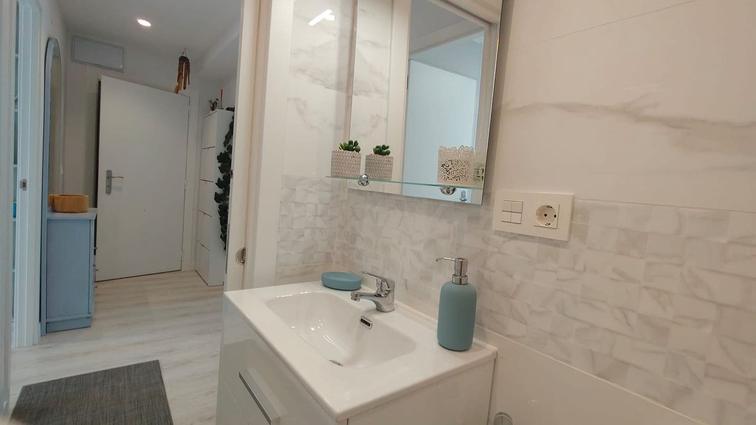 2 soveværelse Lejlighed til salg i Gijon med garage - € 220.000 (Ref: 9142529)