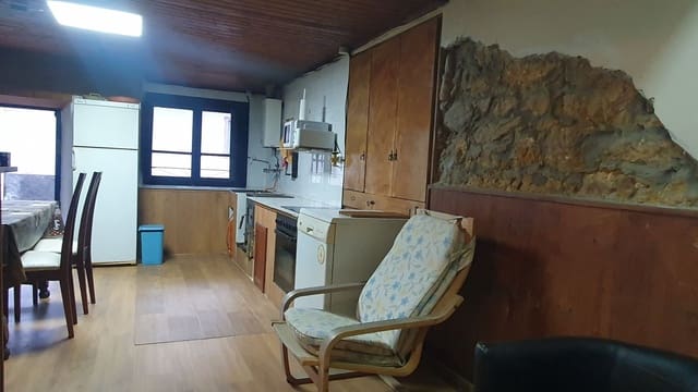 3 soveværelse Finca/Landehus til salg i Piloña med garage - € 60.000 (Ref: 9142530)