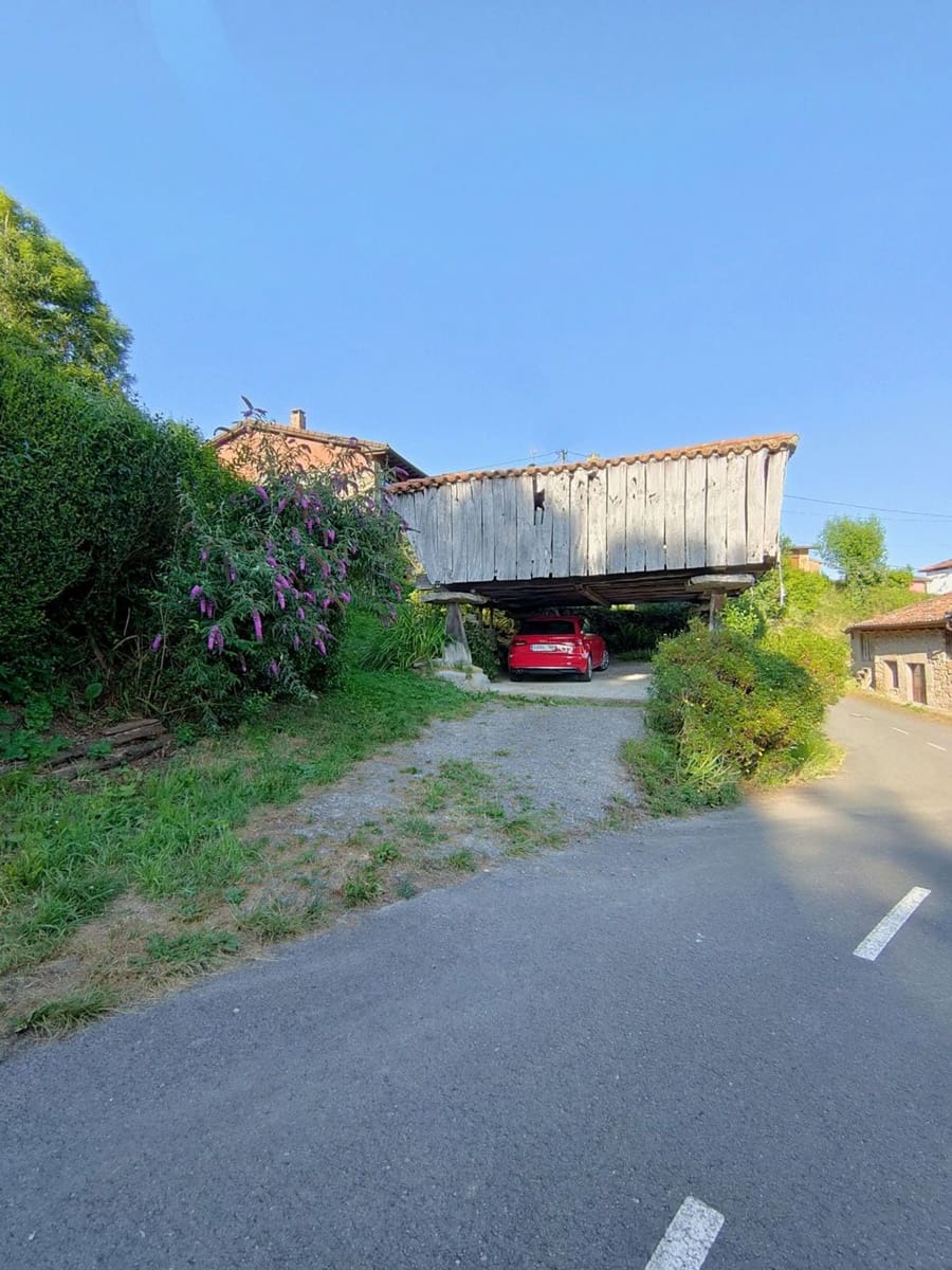 5 soveværelse Villa til salg i Cabranes med garage - € 398.000 (Ref: 9154762)