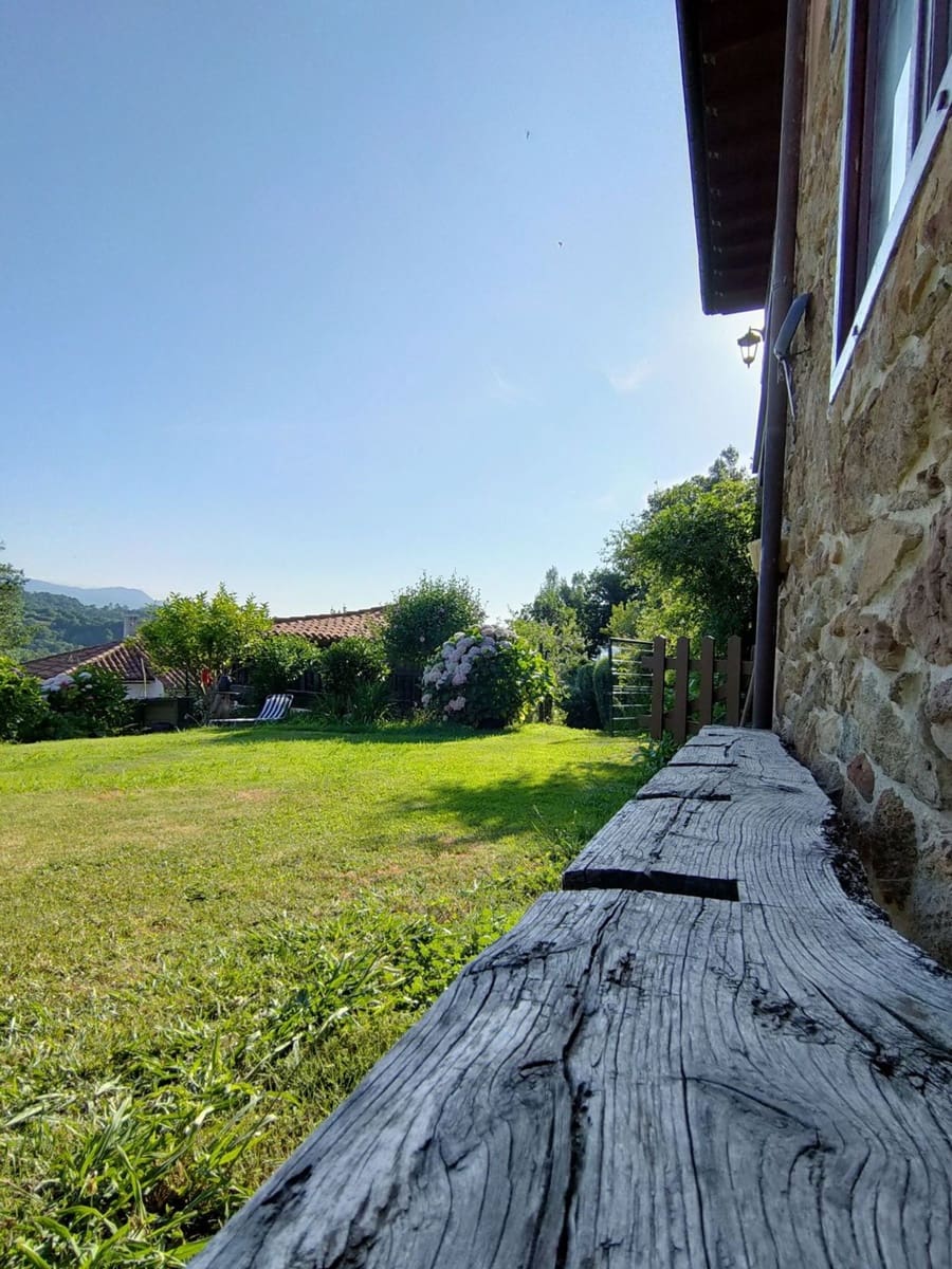 5 soveværelse Villa til salg i Cabranes med garage - € 398.000 (Ref: 9154762)