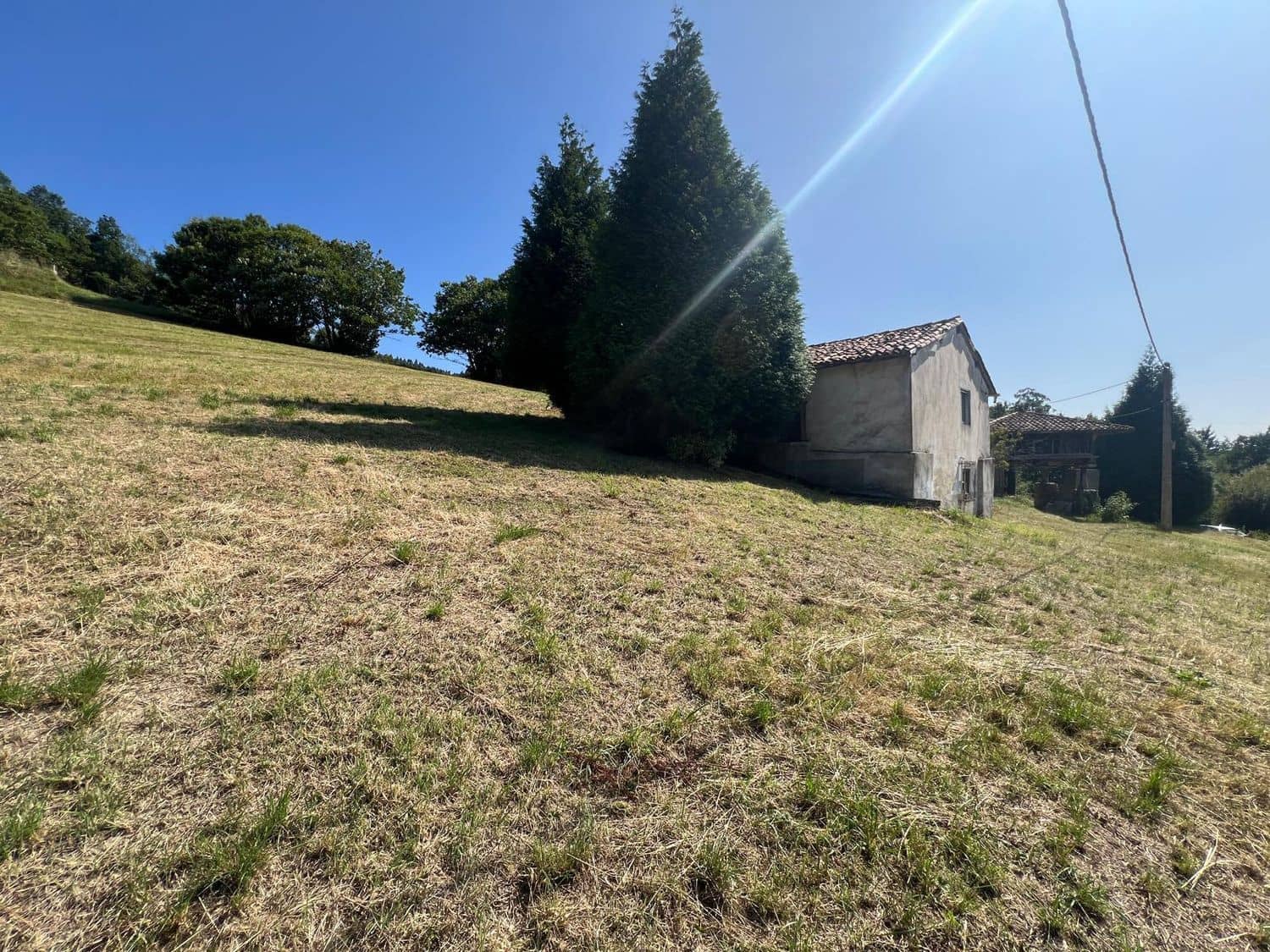 Grunde uden byggetilladelser til salg i Soto del Barco - € 120.000 (Ref: 9157827)