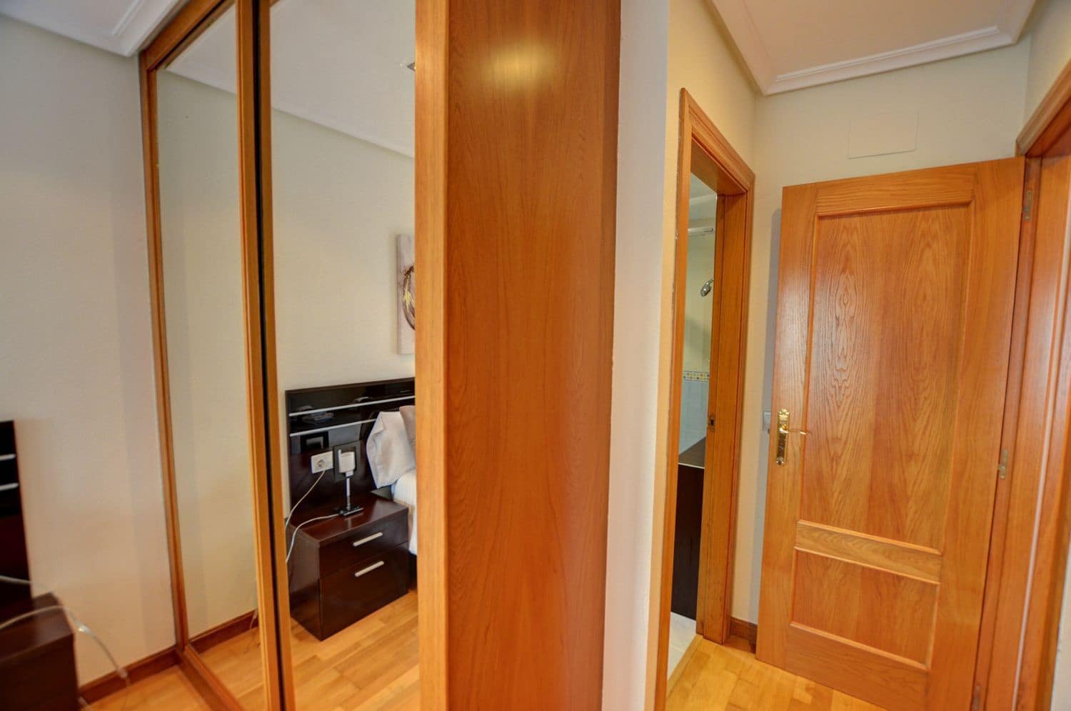 2 soveværelse Lejlighed til salg i Carreno med garage - € 269.000 (Ref: 9163316)