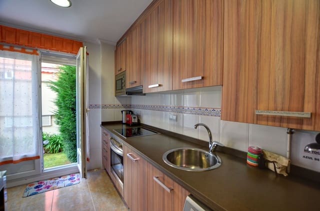 2 soveværelse Lejlighed til salg i Carreño med garage - € 269.000 (Ref: 9163316)