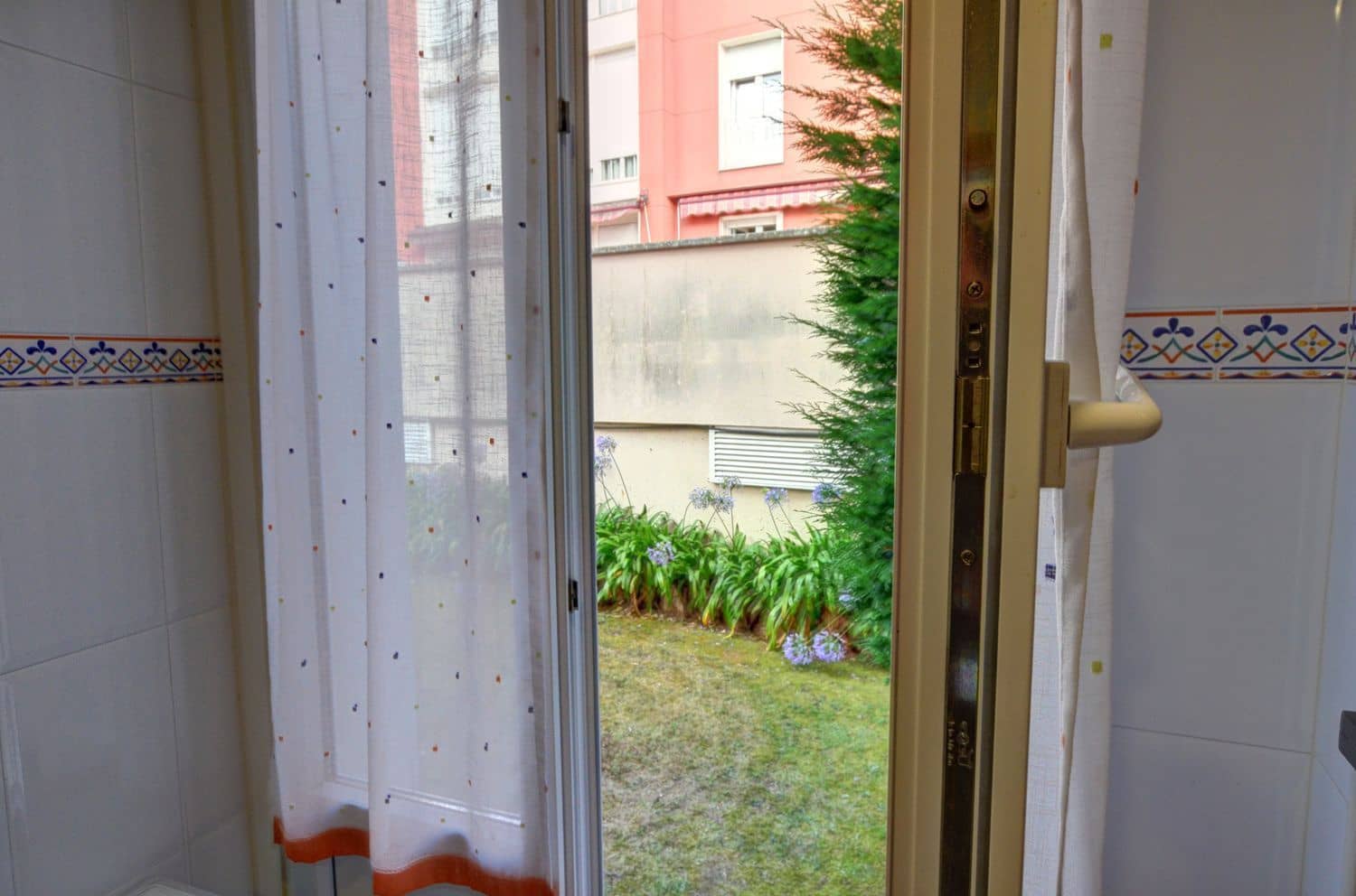 2 soveværelse Lejlighed til salg i Carreno med garage - € 269.000 (Ref: 9163316)