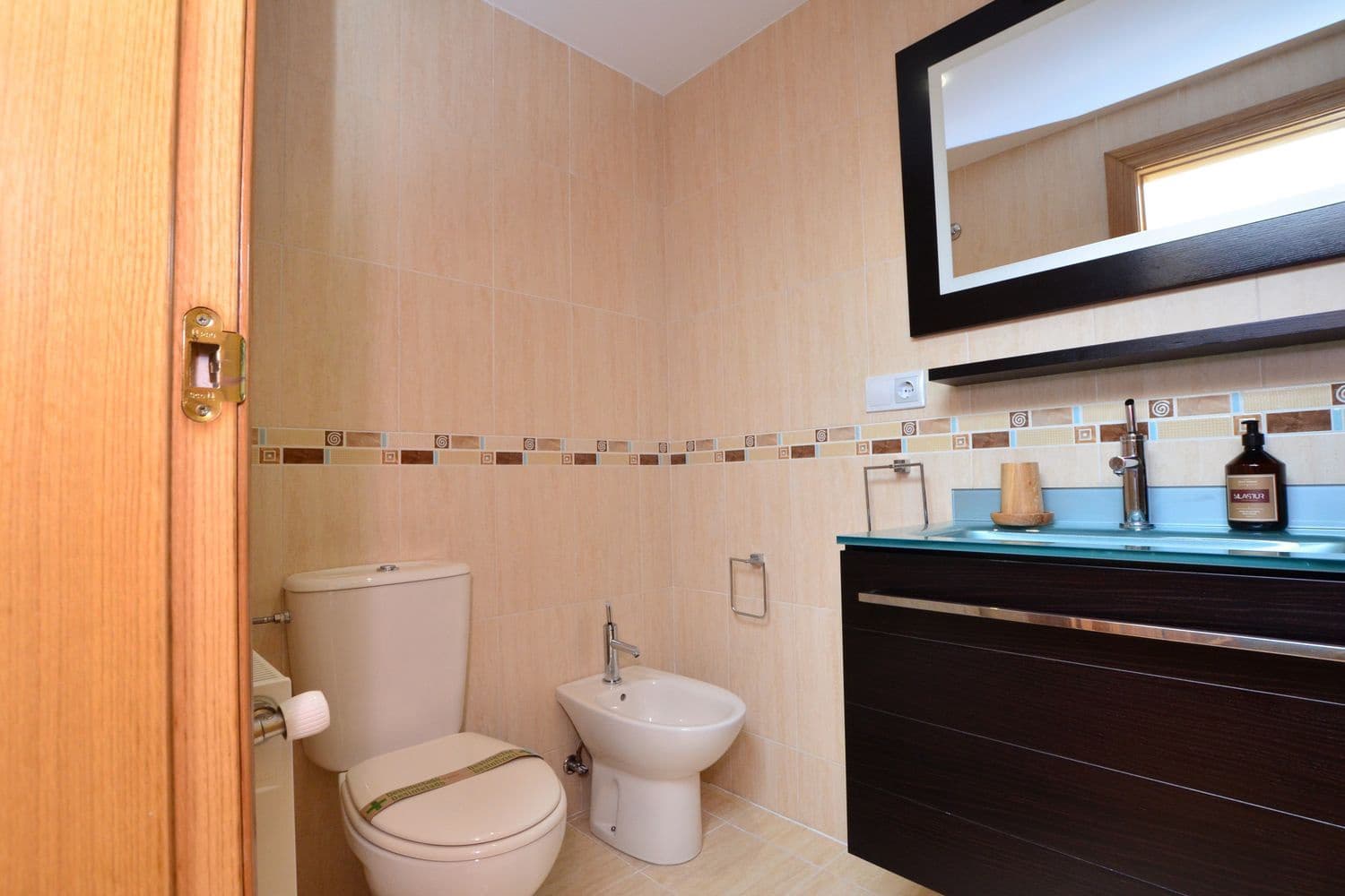 2 soveværelse Lejlighed til salg i Carreno med garage - € 269.000 (Ref: 9163316)