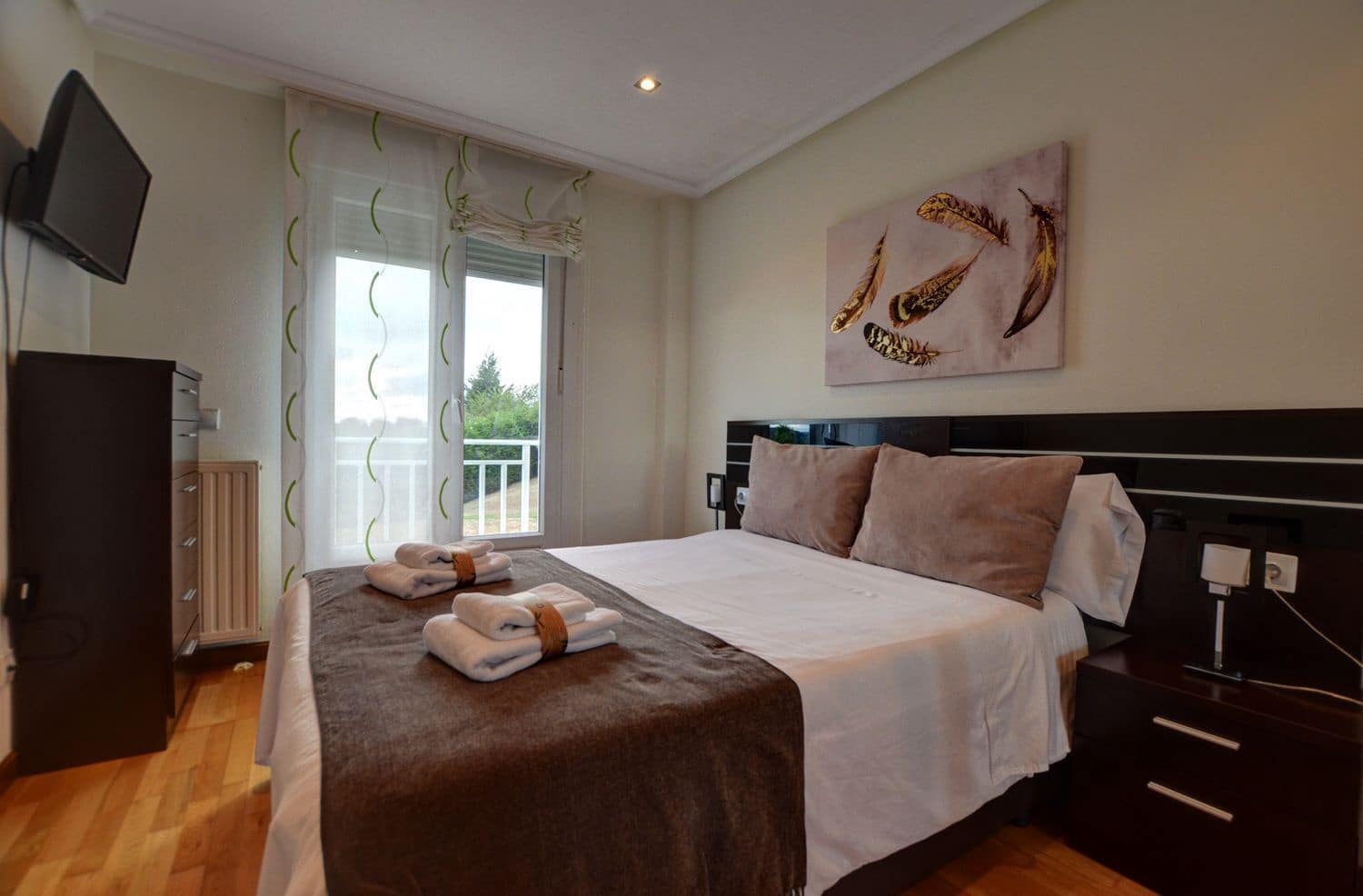 2 soveværelse Lejlighed til salg i Carreno med garage - € 269.000 (Ref: 9163316)