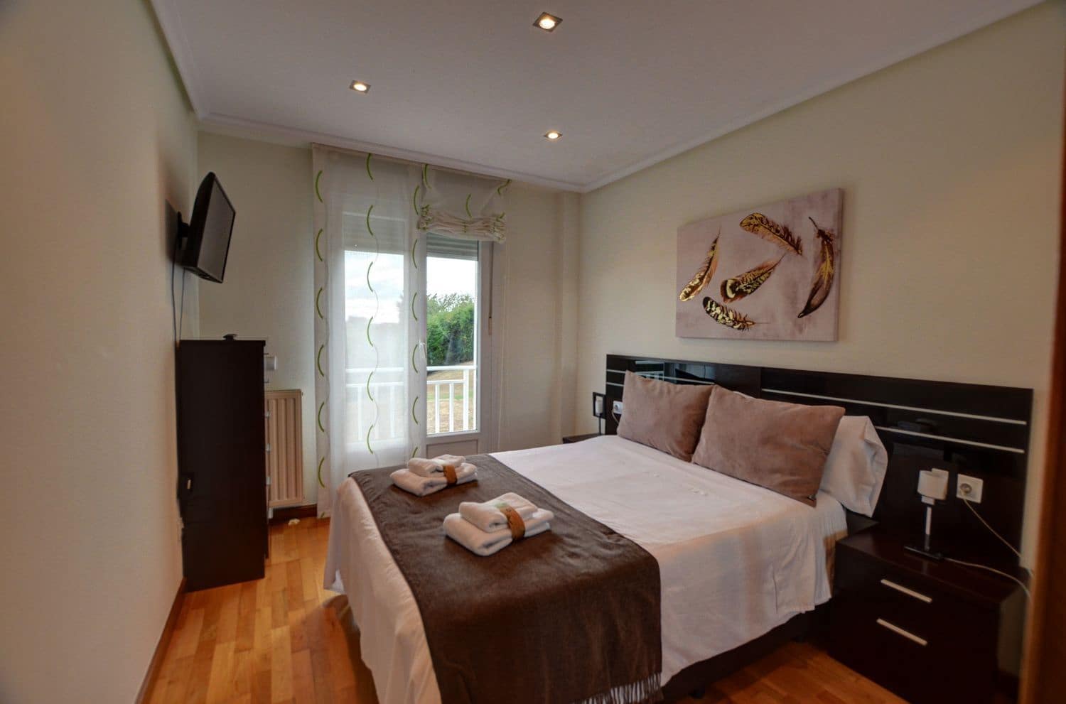 2 soveværelse Lejlighed til salg i Carreno med garage - € 269.000 (Ref: 9163316)