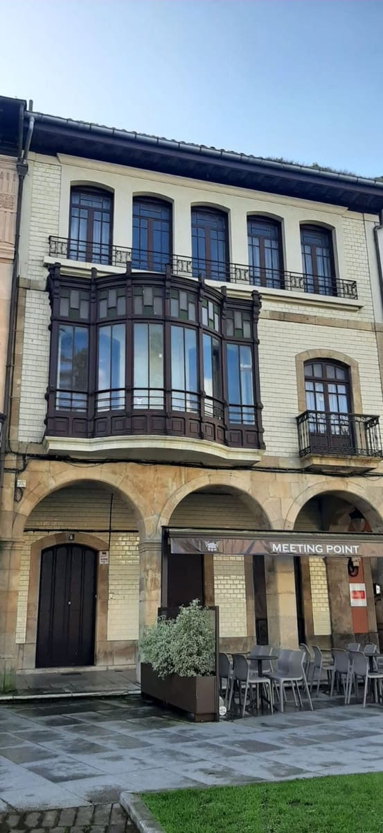 Erhverv til salg i Aviles - € 850.000 (Ref: 9165146)