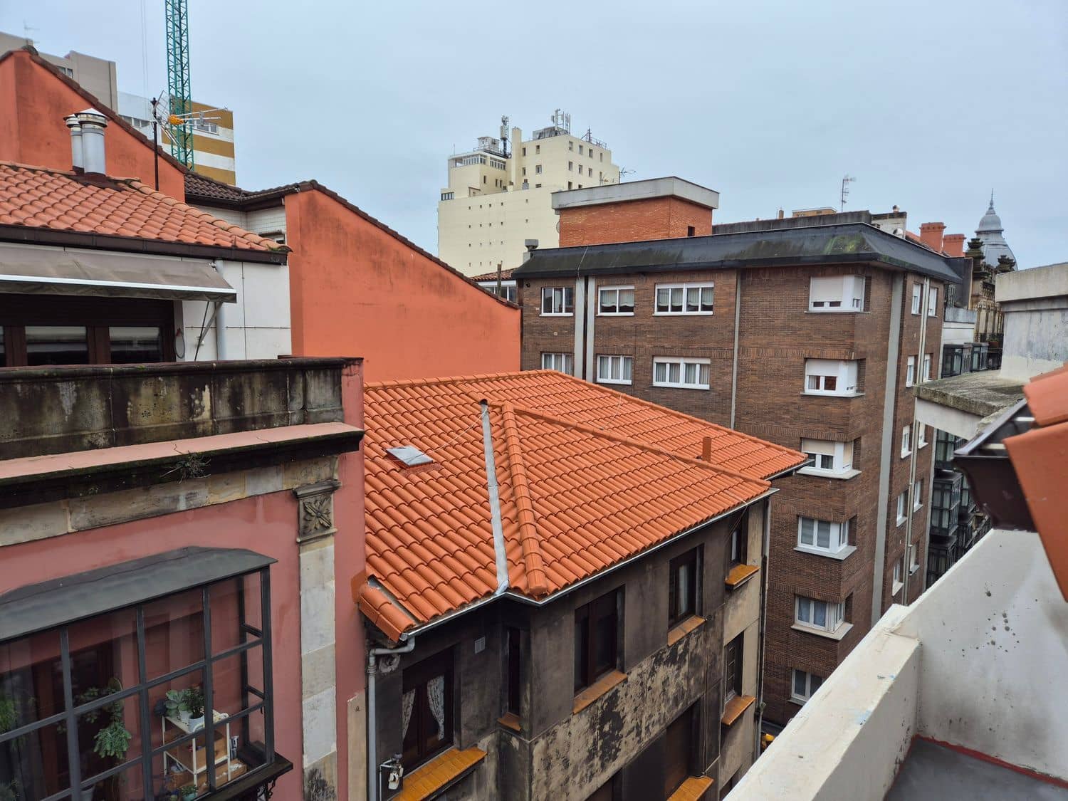 2 slaapkamer Appartement te koop in Gijon met garage - € 365.000 (Ref: 9167233)