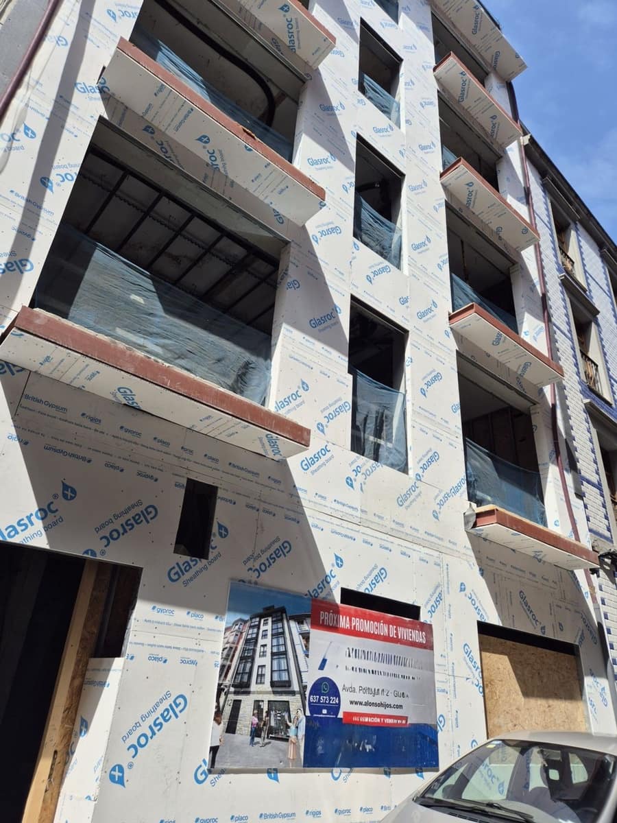 Apartament na sprzedaż w Gijon z garażem - 185 000 € (Ref: 9167234)