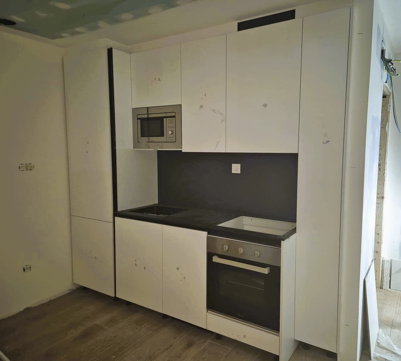 Leilighet til salgs i Gijon med garasje - € 190 000 (Ref: 9167234)