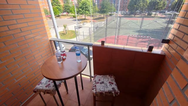 2 slaapkamer Appartement te koop in Centro Urbano, Gijón met garage - € 190.000 (Ref: 9167235)