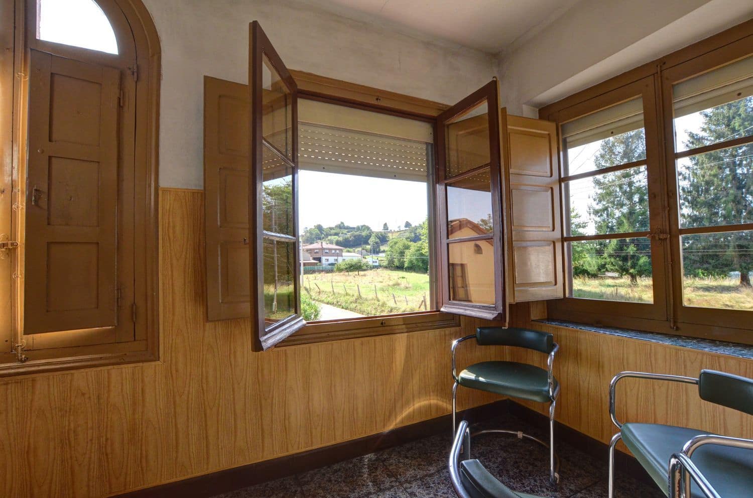 2 soveværelse Finca/Landehus til salg i Siero med garage - € 85.000 (Ref: 9170964)