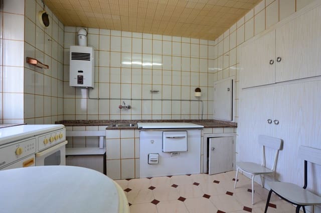 2 soverom Finca/Herregård til salgs i Siero med garasje - € 85 000 (Ref: 9170964)