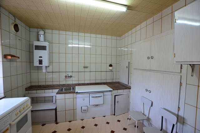 2 soverom Finca/Herregård til salgs i Siero med garasje - € 85 000 (Ref: 9170964)