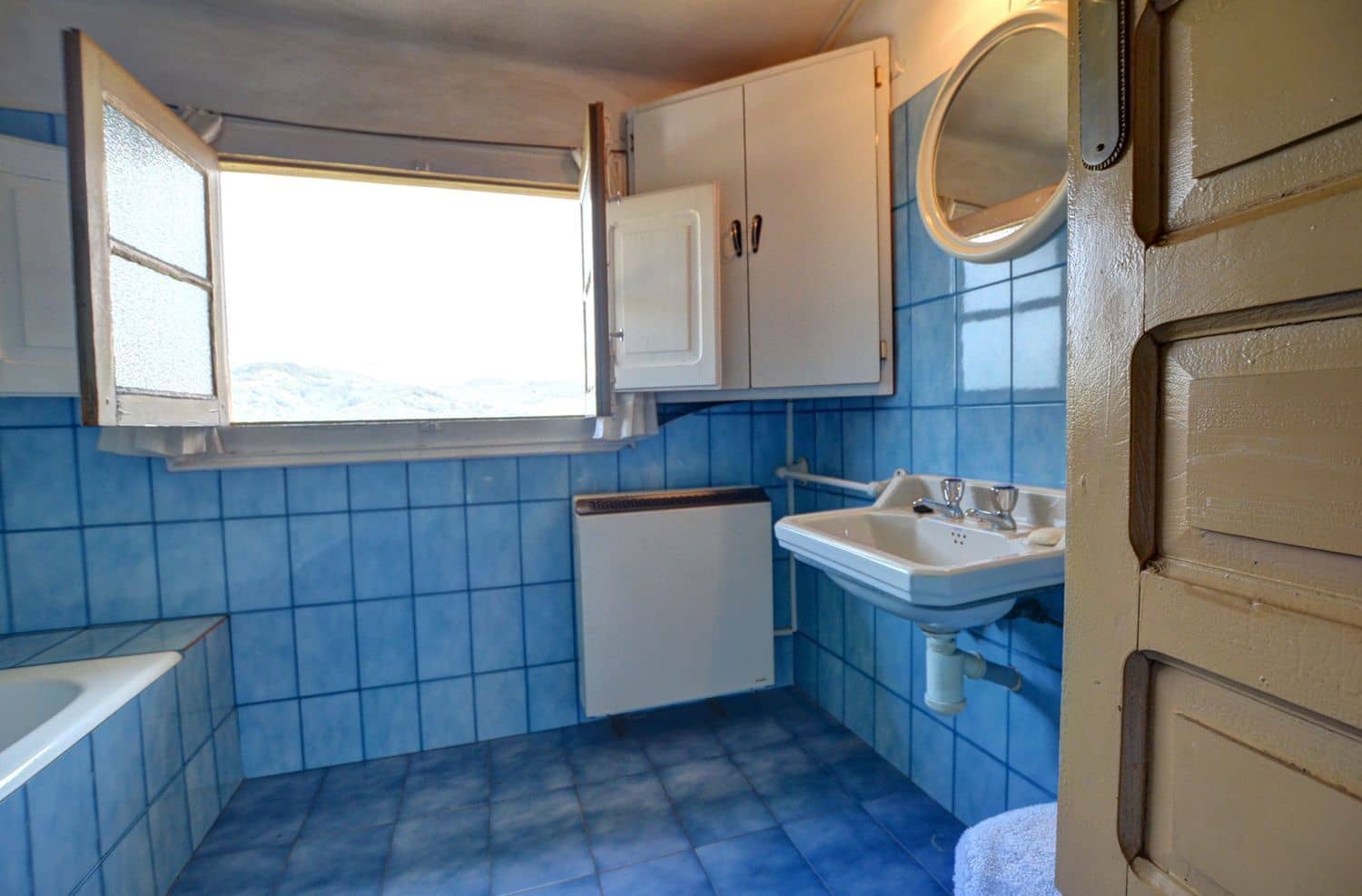 2 soveværelse Finca/Landehus til salg i Siero med garage - € 85.000 (Ref: 9170964)